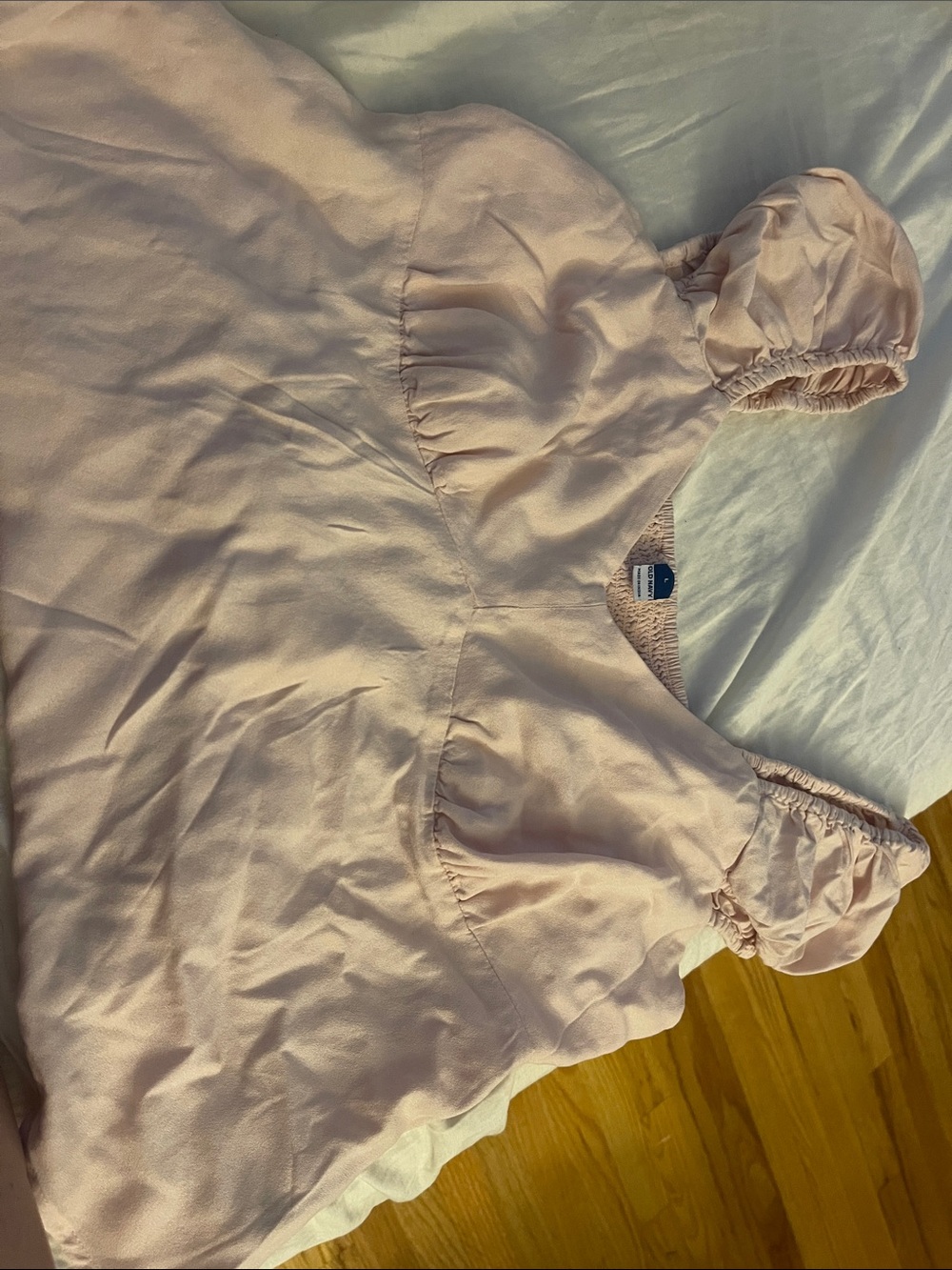 Old Navy Blush Pink Puff-Sleeve shirt